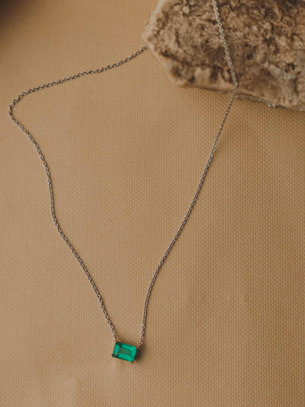 Cadena con dije zoe